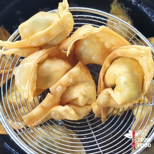 Giải mã sức hấp dẫn của đá gà cựa dao Thái Lan